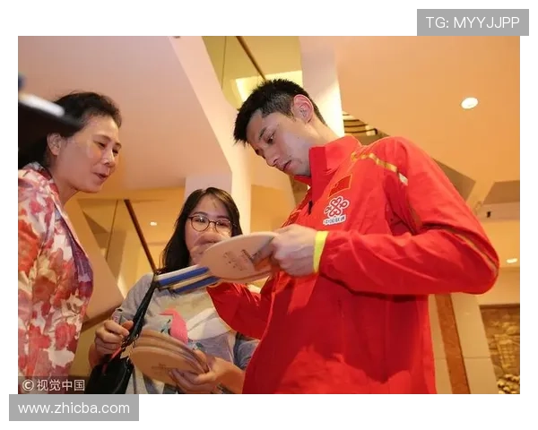 张继科退役后首度亮相网球赛场 亲自指导新秀挑战赛斩获冠军